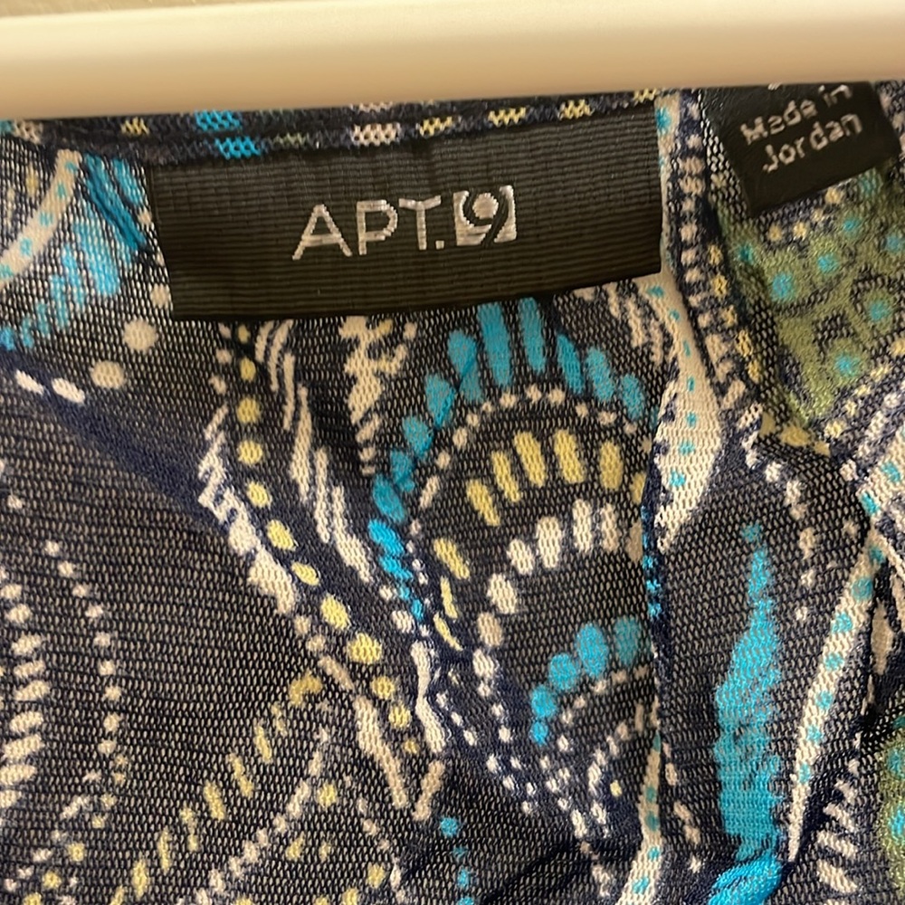 Blouse - Picture 2 of 2